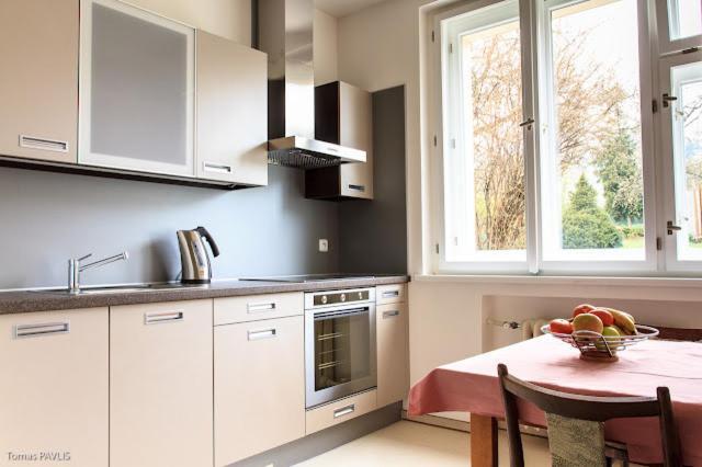 Karnet Guest house
